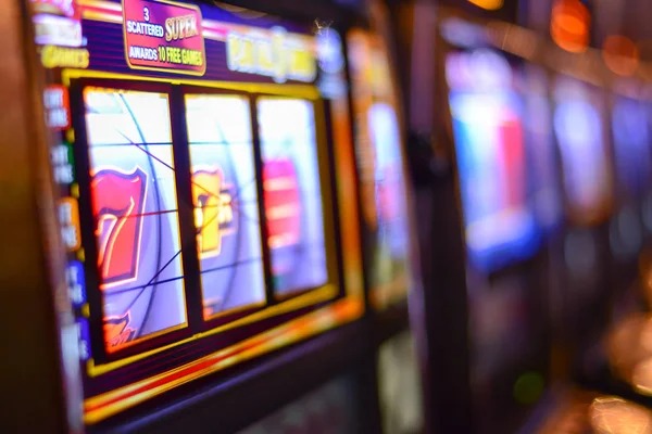 bowototo slot app running on Android phone showing live roulette table and DANA payment option