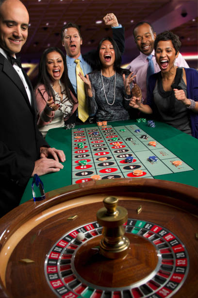 Mobile app dashboard showing live games and payment options